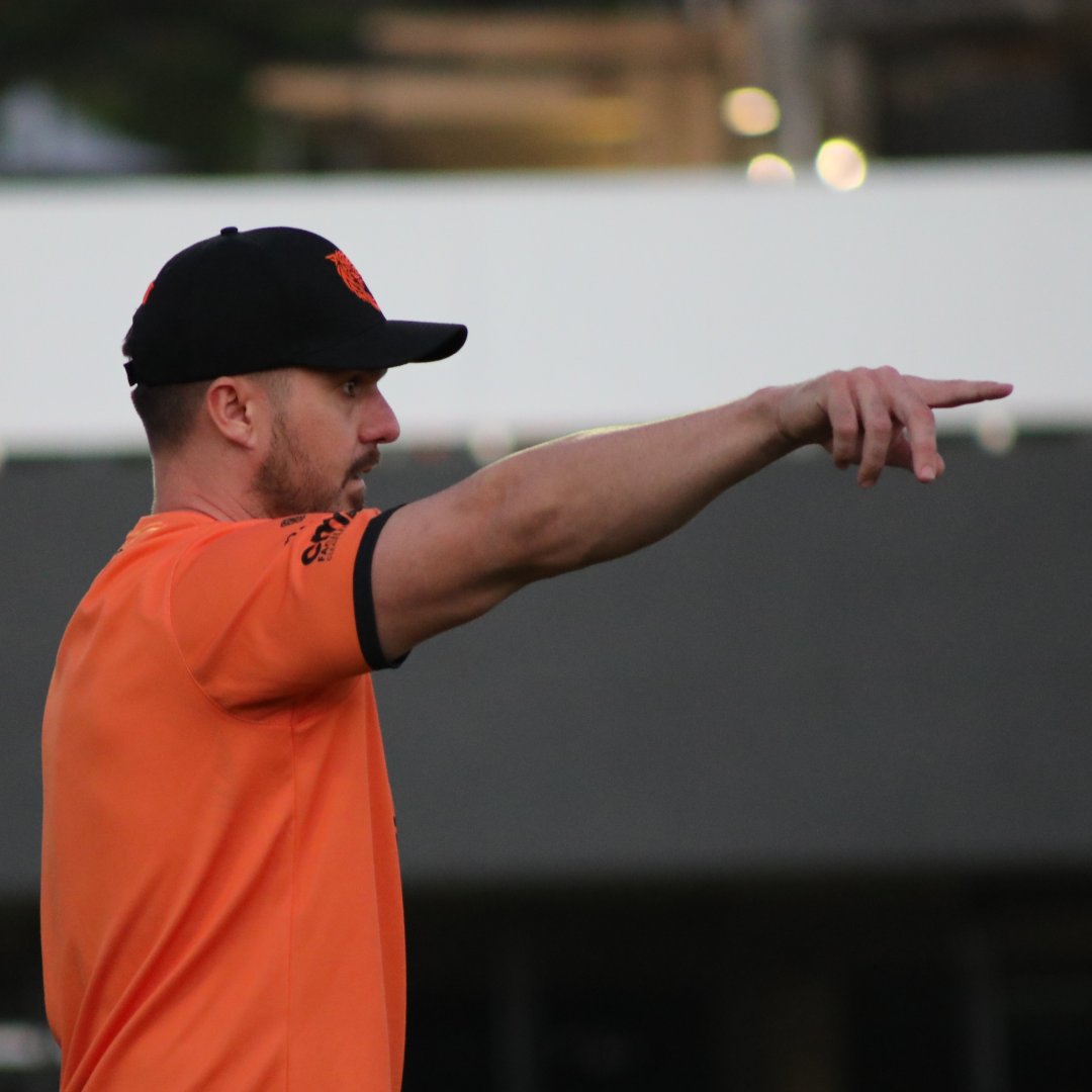 Suzuki Brisbane Tigers (@eaststigers) on Twitter photo Mal Meninga head coach Ben Weston in action Mal Meninga head coach Ben Weston in action