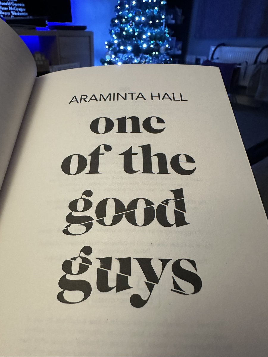 Thank you to everyone for their help earlier in helping me to decide what to read next - #OneOfTheGoodGuys won it as thought I’d continue with some upcoming January releases📚 

After all the good reviews am looking forward to this!😍

#newbook #sundayreading #BookTwitter #BookX