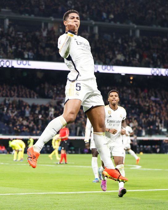 rafaglaf99's tweet photo. SÚPER primera parte con los SÚPER Bellingham &amp; Rodrygo Goles, LOS MEJORES de La Liga. +7 Barcelona, +8 Atlético #RealMadridVillarreal #HalaMadrid #LaCasaDelFútbol #LALIGAEASPORTS https://t.co/qC38tSj9uE