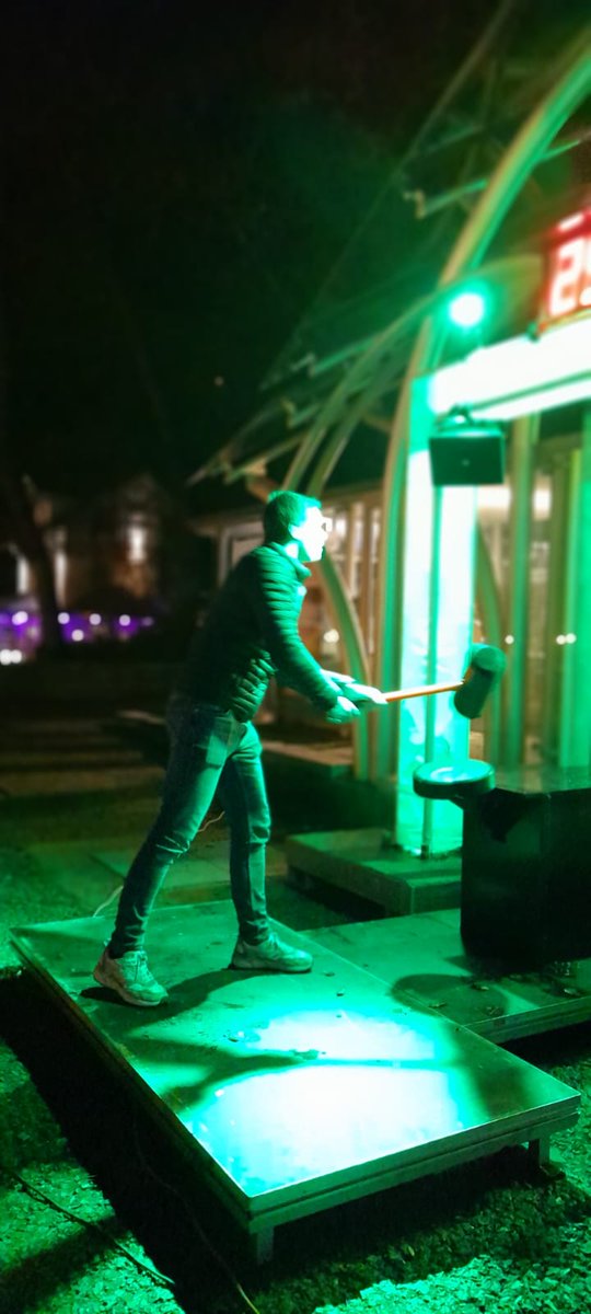 HHurdebise's tweet photo. Inauguration de l'installation d'une attraction géante et lumineuse au pied du funiculaire des thermes, le Funny Mailloche ! ✨💡
Présente jusque 15 janvier, cette attraction est entièrement gratuite et ouvert au public ! Passez y faire un tour sans plus attendre. 🎉👌🏼 https://t.co/aBkdOJeEmj