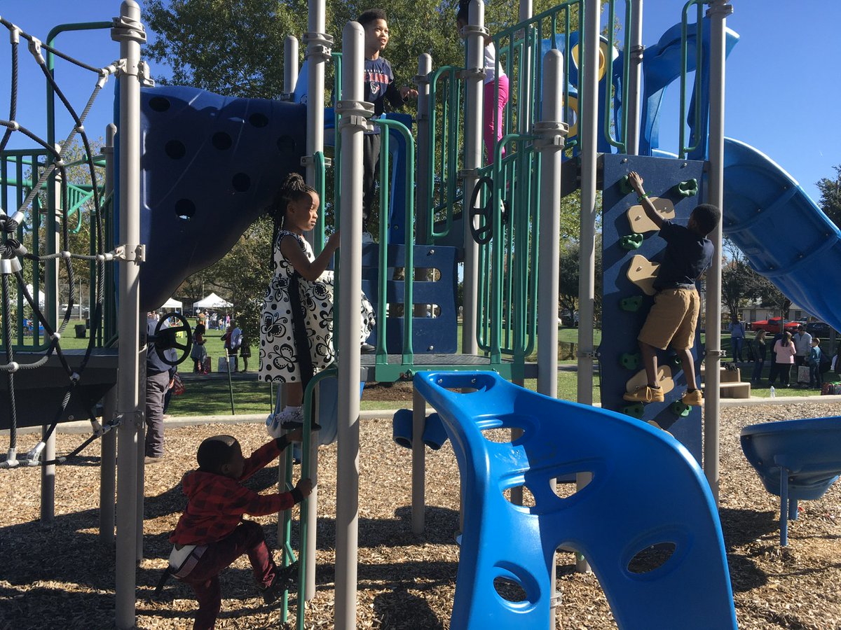 HPARD (@hpard) on Twitter photo More sights from the Love Our Parks Fest at Lincoln Park presented by <a href="/houmayor/">Houston Mayor's Office</a> Sylvester Turner and <a href="/hcpct1/">Office of Harris County Commissioner Rodney Ellis</a> Commissioner Rodney Ellis. We thank <a href="/completehouston/">Houston Complete Communities</a>, <a href="/Cheniere/">Cheniere Energy Inc.</a>, and everyone who came out to celebrate this Acres Home neighborhood park. More sights from the Love Our Parks Fest at Lincoln Park presented by <a href="/houmayor/">Houston Mayor's Office</a> Sylvester Turner and <a href="/hcpct1/">Office of Harris County Commissioner Rodney Ellis</a> Commissioner Rodney Ellis. We thank <a href="/completehouston/">Houston Complete Communities</a>, <a href="/Cheniere/">Cheniere Energy Inc.</a>, and everyone who came out to celebrate this Acres Home neighborhood park.