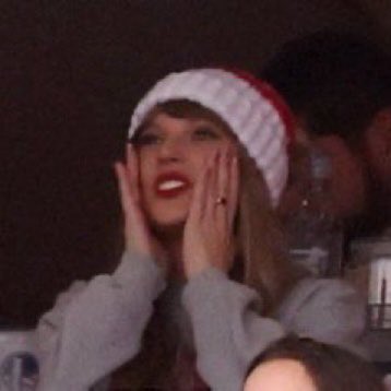 THE13MANUSCRIPT's tweet image. TAYLOR LOOKING AT TRAVIS THE SAME WAY TRAVIS LOOKS AT TAYLOR GOODBYE