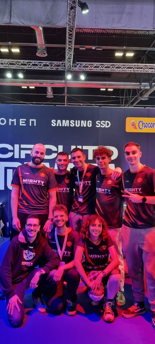 Mighty Meerkats (@mightymeerkats) on Twitter photo ¡Y no se podía acabar mejor la @Gamergy!
Esas caras de felicidad (y agotamiento) lo dicen todo:
🏆<a href="/powermasacreTFT/">powermasacreTFT</a> se lleva la MASTER CUP #1 y plaza en GSC #1
Además tenemos dos suricatos más en el top 10:
¡<a href="/EderTFT/">Eder</a> 8° puesto y <a href="/ObscureKen/">ObscureKen</a> 10°!
#GoMeerkats #GAMERGYCECOTEC ¡Y no se podía acabar mejor la @Gamergy!
Esas caras de felicidad (y agotamiento) lo dicen todo:
🏆<a href="/powermasacreTFT/">powermasacreTFT</a> se lleva la MASTER CUP #1 y plaza en GSC #1
Además tenemos dos suricatos más en el top 10:
¡<a href="/EderTFT/">Eder</a> 8° puesto y <a href="/ObscureKen/">ObscureKen</a> 10°!
#GoMeerkats #GAMERGYCECOTEC