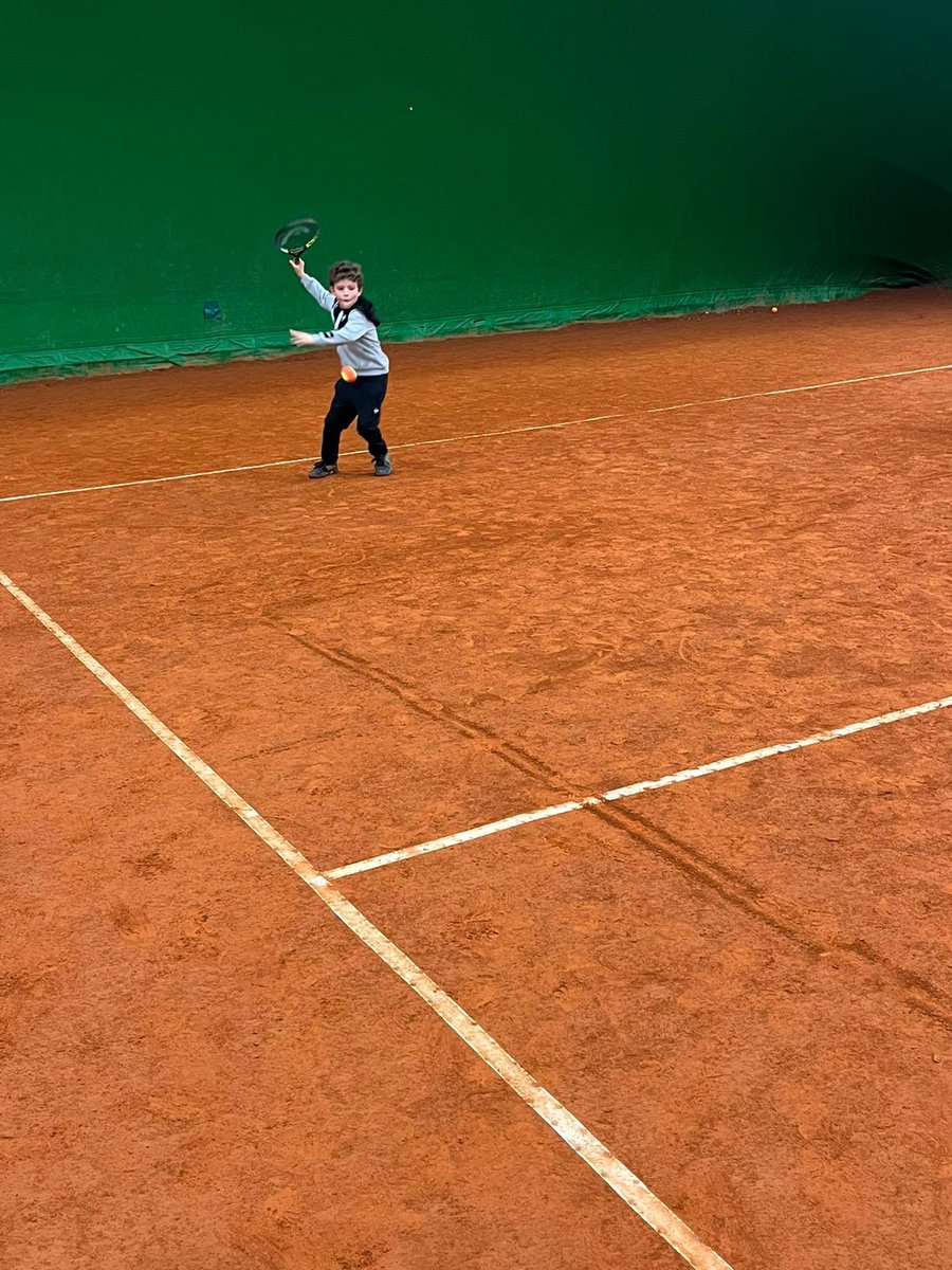 CTLecce's tweet photo. Arianna De Paolis, Raffaele La Gioia e Nicolò Portaluri accompagnati dal Maestro Mattia Leo al raduno della coppa delle province a Maglie.
#Sport #Tennis #TennisLife #Lecce #CTLecce #CTLeccePeople #CTLecceLife #TennisPassion #TennisPlayer #TennisCoach #LecceTennis #SalentoTennis https://t.co/dGAuupkVpl