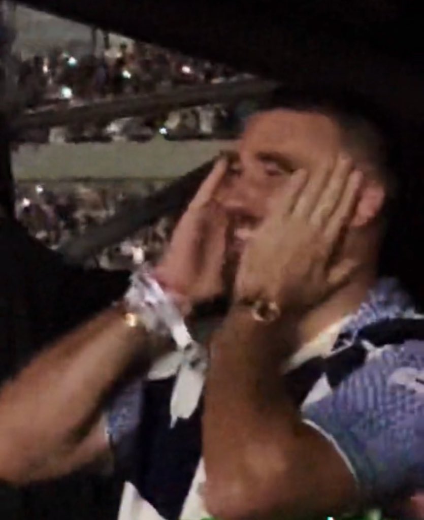 These 4 pictures. That’s it.