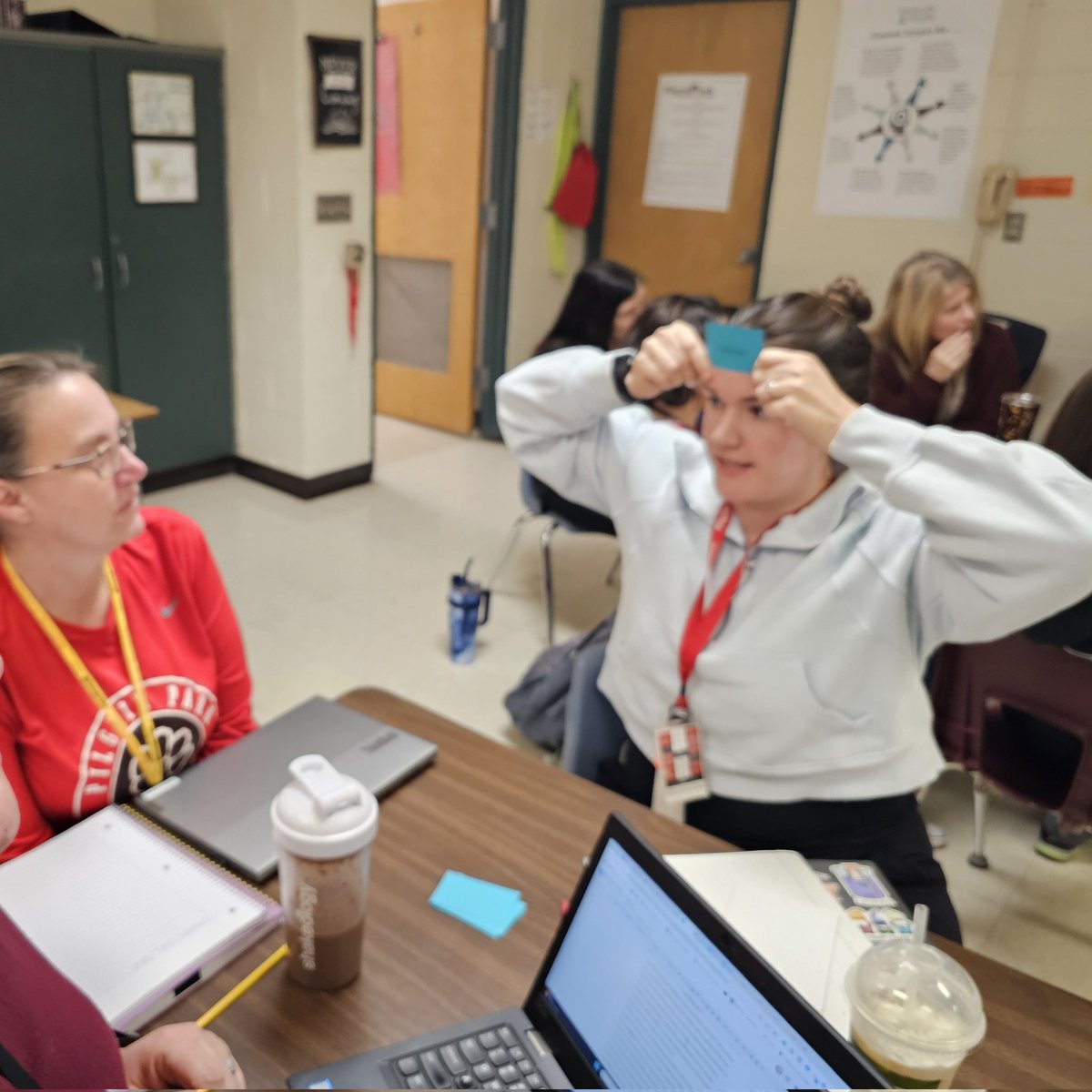 Mrs_Jaskie's tweet image. Friday PD included a rousing game of Holiday Heads Up as we introduced questioning and Collaborative Study Groups. 

@AVID4College @PPMS_SDE #learningfun #headsup