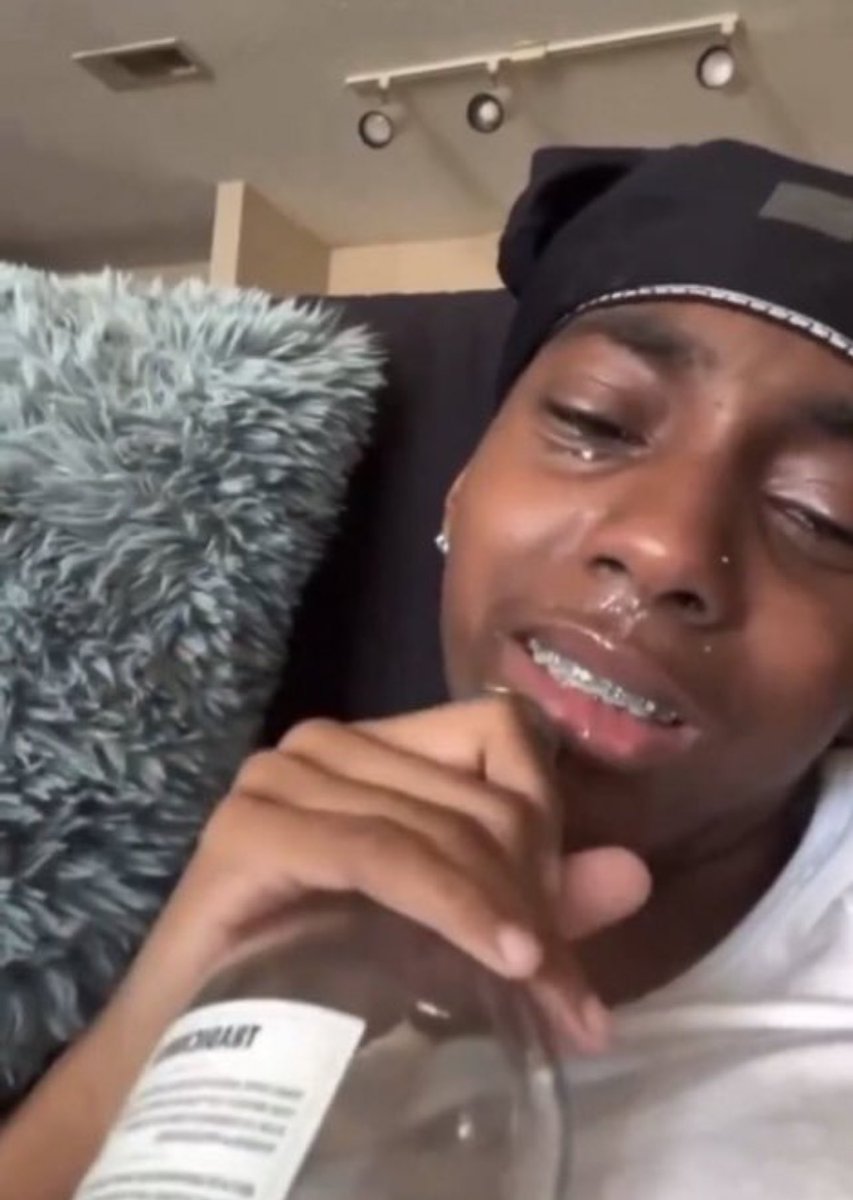 me imaging him w another girl