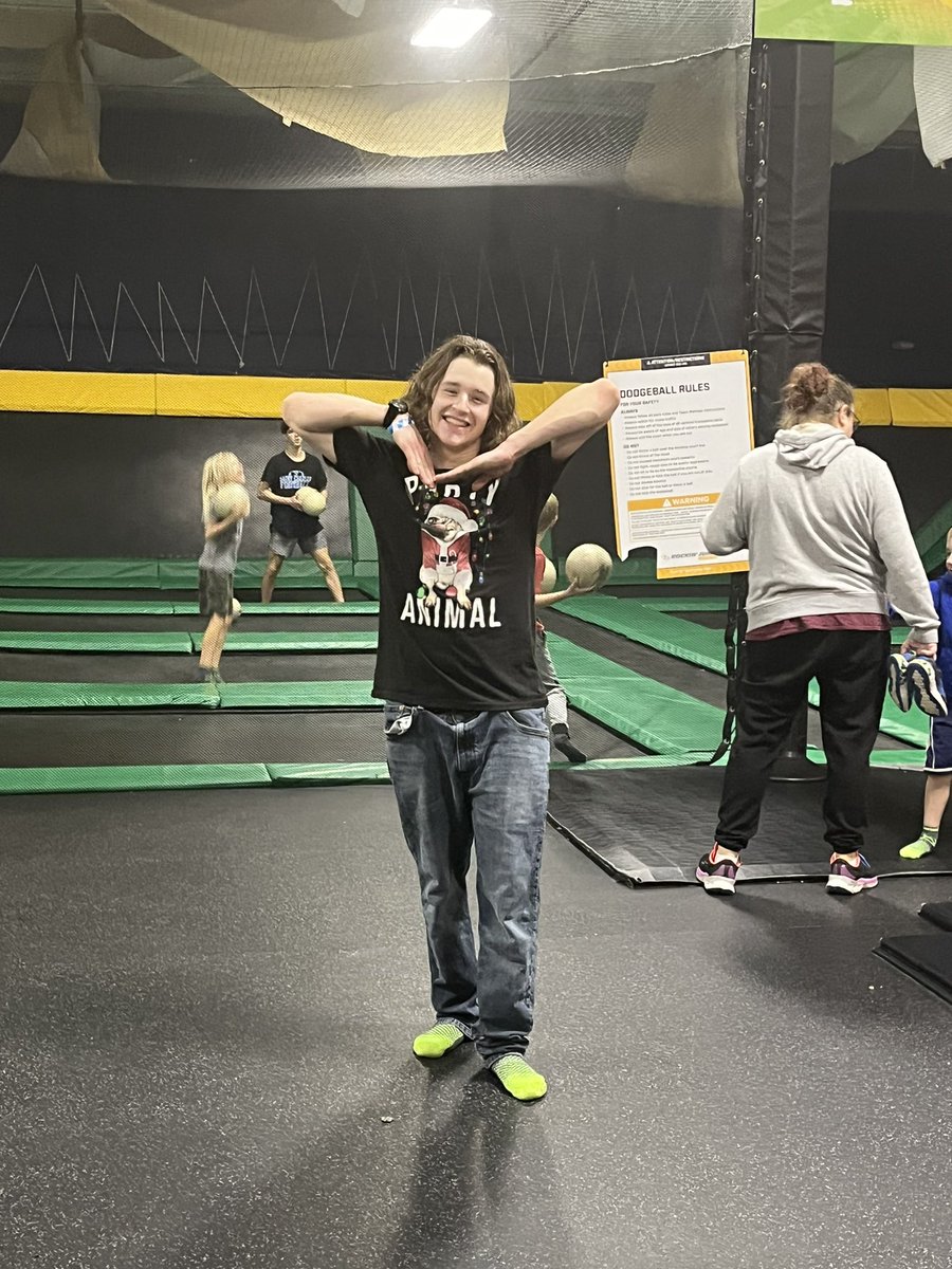 SCpiratedeca's tweet image. SCHS DECA reaching new heights at Rockin Jump for our holiday party. Lots of fun! #modeca