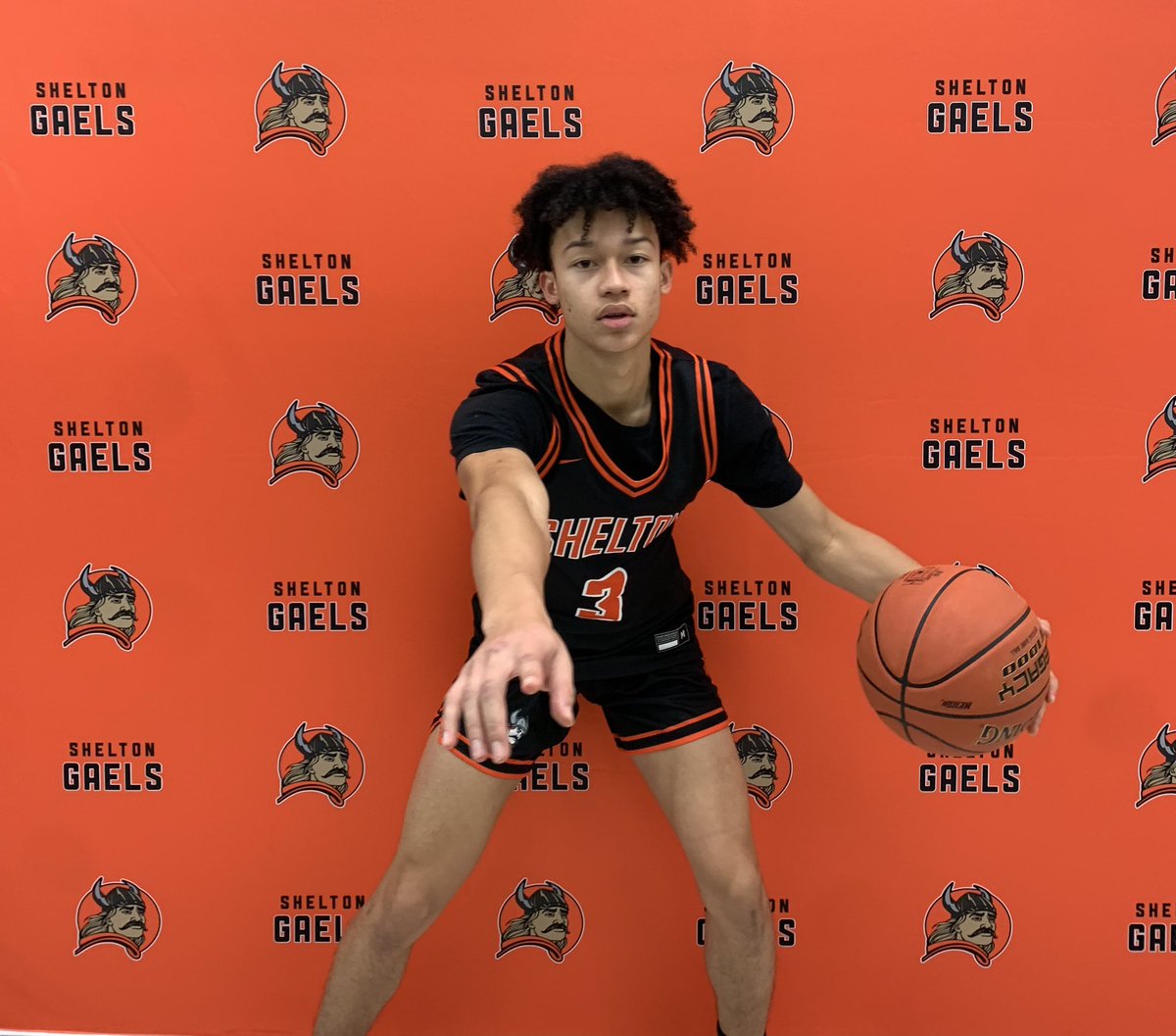 Congratulations to senior captain Matt Sahagun for getting accepted to Yale University.  We’re incredibly proud of you.  A bright future awaits.  #sheltonpride #ctbb