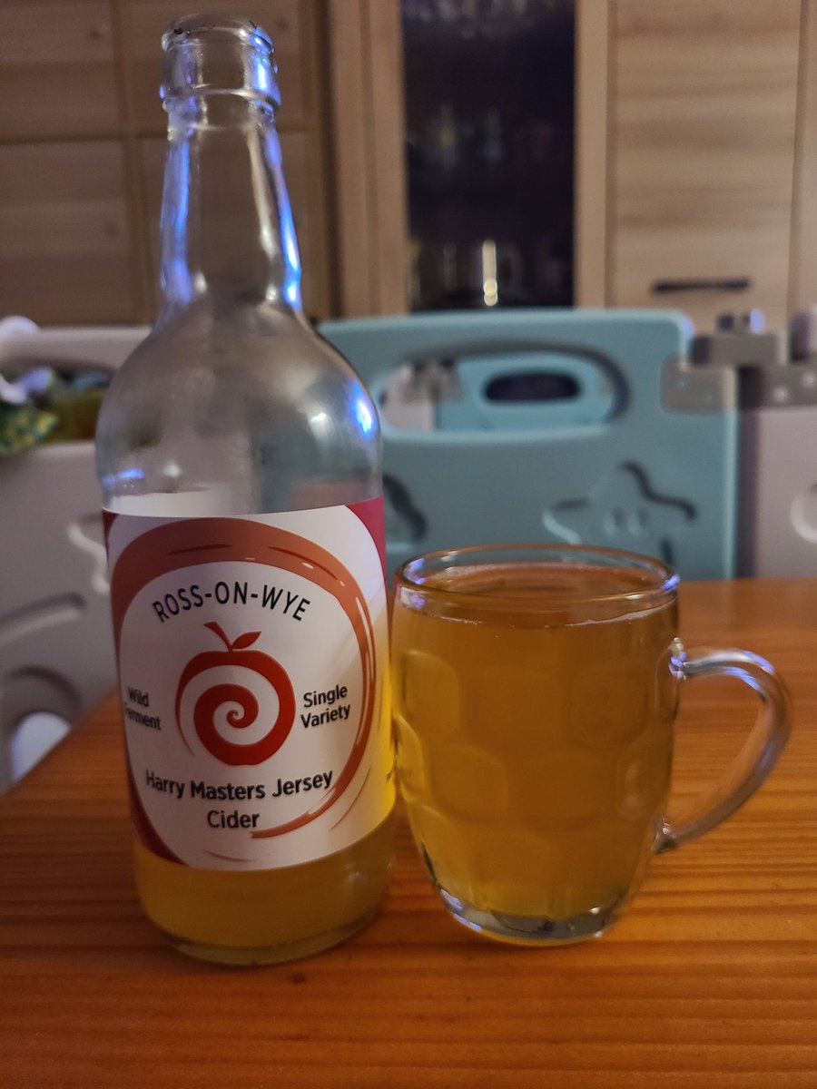 The Cider Blog (@theciderblog) on Twitter photo Day 15 of <a href="/RossCider/">Ross Cider</a> Advent Calendar. #nowdrinking Harry Masters Jersey Cider. Very tannic, dry and a good dose of bitterness. Slight acidic tingle but mainly about the tannins. Getting some oakiness in the finish. Decent π #realcider Day 15 of <a href="/RossCider/">Ross Cider</a> Advent Calendar. #nowdrinking Harry Masters Jersey Cider. Very tannic, dry and a good dose of bitterness. Slight acidic tingle but mainly about the tannins. Getting some oakiness in the finish. Decent π #realcider