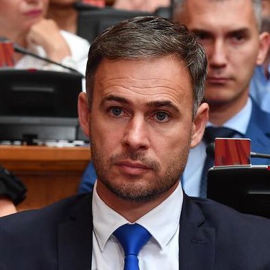 nemanja2332's tweet photo. Ova tri genijalca su uspela da:
Uguse najveci protest u zadnjih 10 godina
Dobiju vanredne izbore u kojima budu odvaljeni od kurca i daju snsu puno pravo na naredne 4 godine vlasti
Izgube i Bg od jebenog Sapica
👏🏻👏🏻 https://t.co/V96x3lUJDR