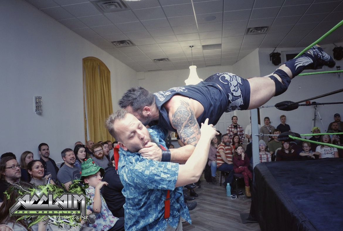 Acclaim_Pro's tweet photo. .@paulyspoiler and @eXeSs_official
#ottawa #myottawa #ottawaevents #wrestling #professionalwrestling #prowrestling #indiewrestling #ilovewrestling #ontarioindies #canadianindies #canadianwrestling #wwe #aew #impactwrestling #apw #acclaimprowrestling #paulyplatinum #exess https://t.co/qhu1Rhxn6a