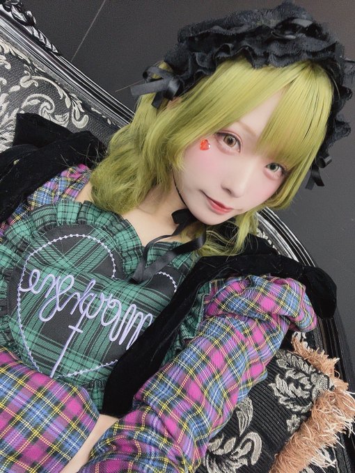 Twitterのコスプレ画像18