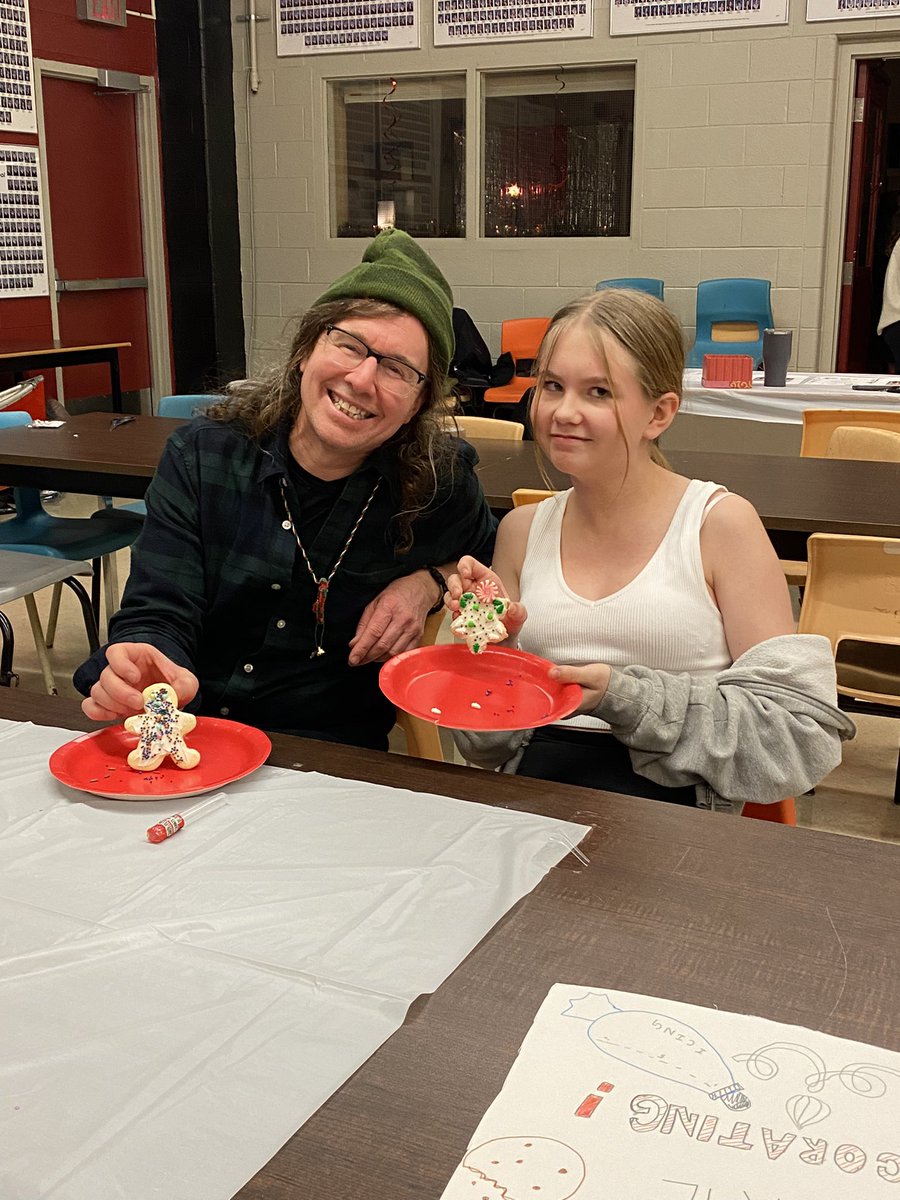 HSH Interact Club tweet media