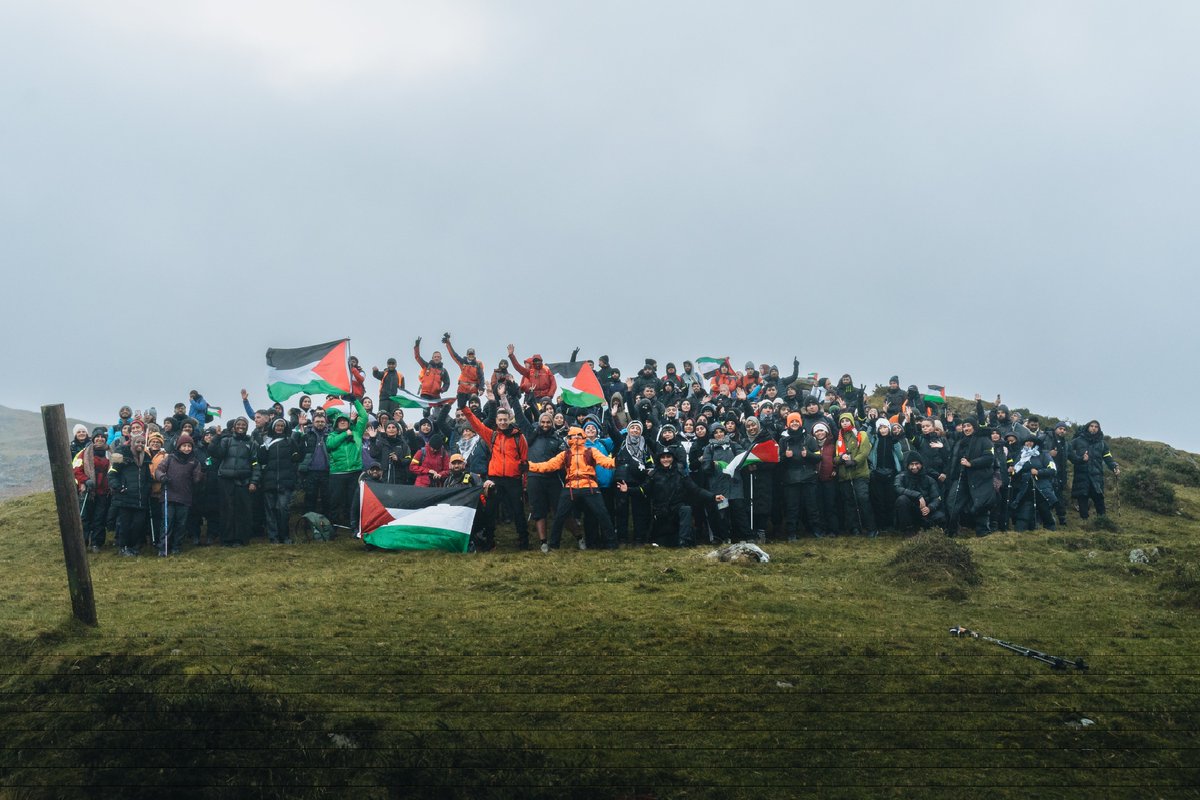 Over 200 hearts, one mission – to stand with #Gaza. Our Snowdon charity hike was an overwhelming success, raising almost £150,000 for humanitarian aid in Palestine 🇵🇸🏔️🤝 Let's continue our journey of solidarity. Every contribution counts. Support here 👉 charityright.org.uk/cr-star-campai…