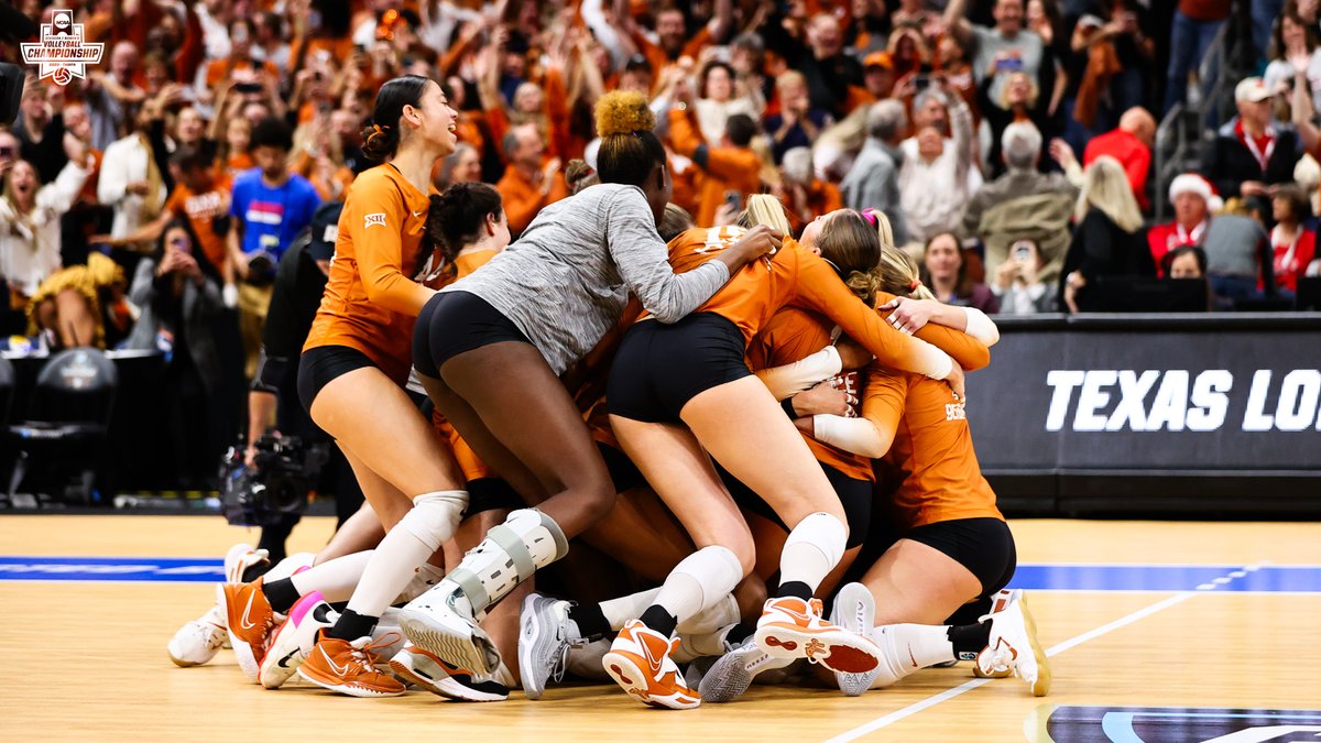 NCAAVolleyball tweet picture