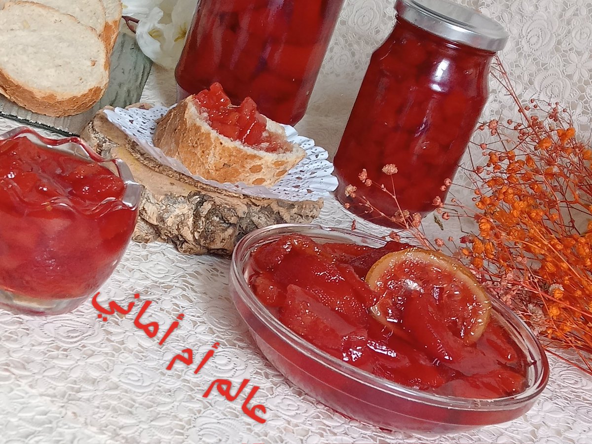 amonna624's tweet photo. فوائد ثمرة السفرجل واوراق نبات السفرجل ،
يعتقد البعض أن فائدة السفرجل تكمن في الثمرة فقط ، نعم الثمرة تحتوي على كنز صحي ولكن لمغلي أوراق السفرجل من العجائب الطبية في إصلاح الشريان التاجي وخفض الكوليسترول الضار  ولإدرار البول .
مسكنة لآلام الدورة الشهرية ،بقية الفوائد في أول تعليق https://t.co/aCaVVtabK4