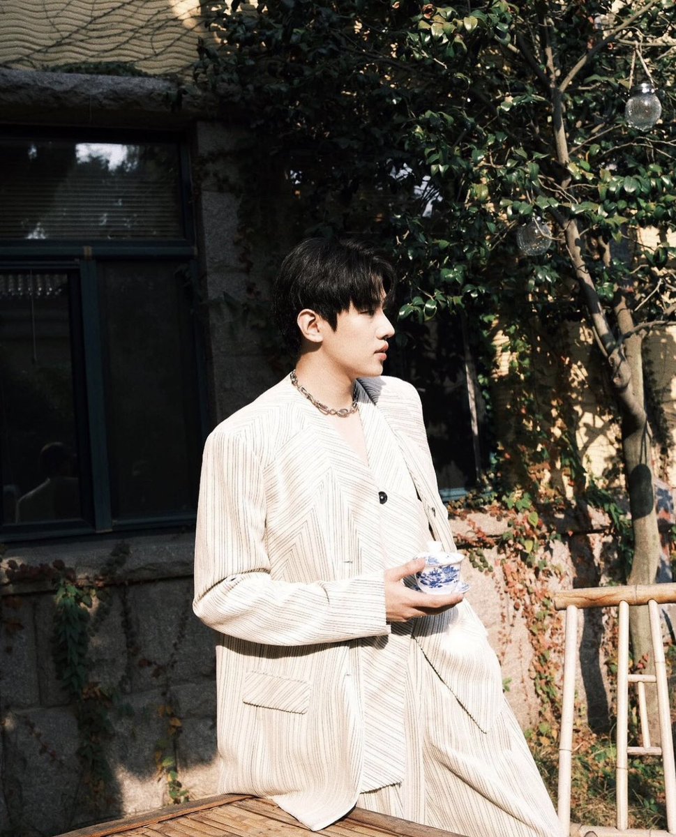 parkjaechanpics's tweet photo. https://t.co/9RHQMRxH9C