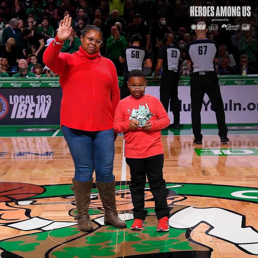 Today’s @IBEW103 & @necaboston #HeroAmongUs was swimming in his neighborhood pool and noticed an unattended toddler struggling to stay afloat. 

Using survival methods learned in his swim class, Shayne Haynes-Ross swam over to the child, pulled her up and brought her to safety.