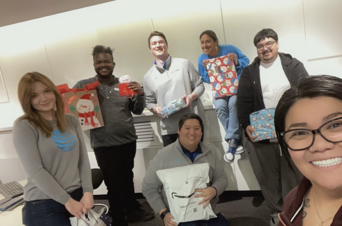I am so proud to be leading this amazing team! I love my Paradise Family! Our holiday gift exchange was so much fun! #WorkFamily #LifeAtATT <a href="/BOLDNP/">BOLD Northern Plains</a>