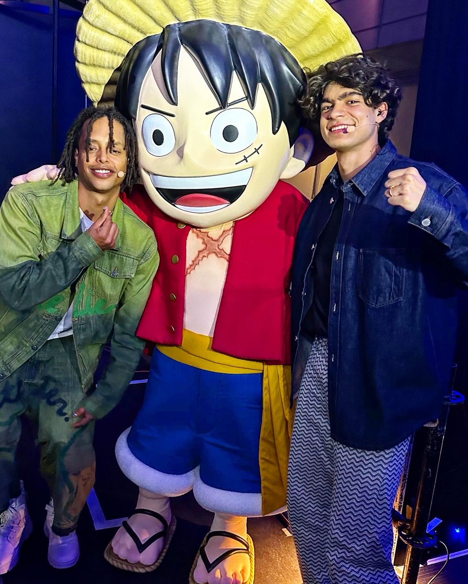 One Piece News on X: Uma pessoa me mandou algumas imagens da Netflix hoje  que me deixaram intrigado. Vários animes que não estão no catálogo estavam  aparecendo na Netflix dessa pessoa do