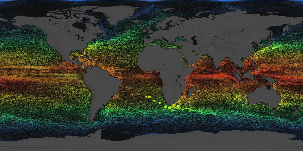 Ocean currents are a crucial part of Earth's climate system, distributing heat and influencing weather patterns globally. Let's understand and protect these vital currents. 🌍🌊 #OceanCurrents #ClimateSystem #WeatherPatterns #OceanScience