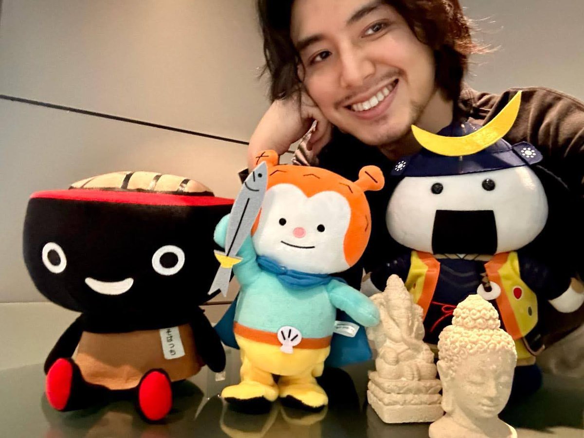 hanafish_fish's tweet image. Fujii Kaze “LOVE ALL ARENA TOUR”
8-city, 16-performance arena tour from the end of 2022 to February 2023.

LAAT宮城day2に参加できて、ちょうど1年です。いつか超地元のこの会場にライブしに来てくれたらいいなと思い続け、願いが叶った日。うれしかったです。本当にありがとう！
#藤井風 #LAAT