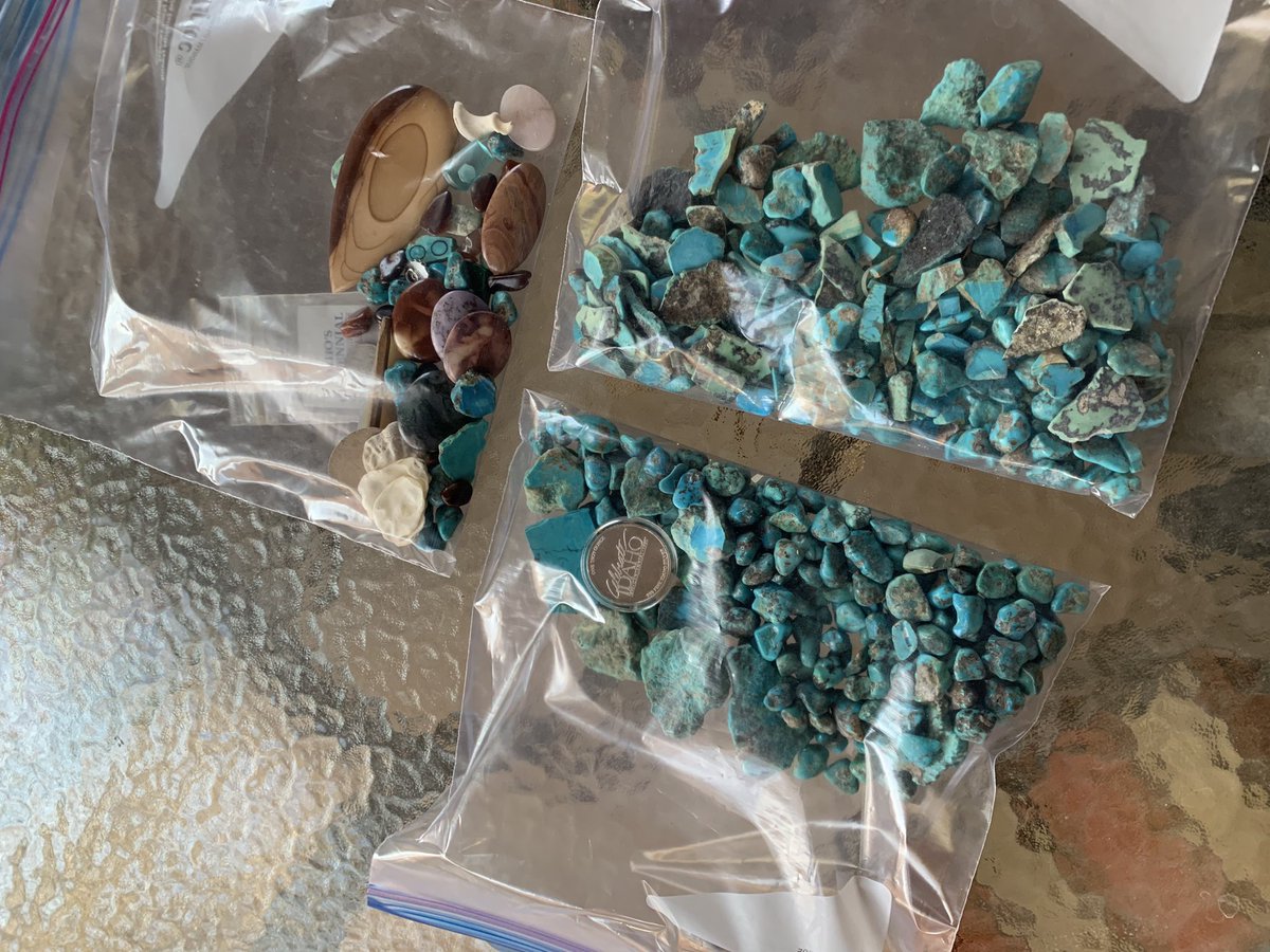 That moment you realize when gramps says he’s an old rock hound he’s not dicking around. That’s the biggest Bruneau jasper cab I’ve ever seen! Thanks for the kingly gift, Grandpa. #turquoise @WormholeWraps @FossilLocator