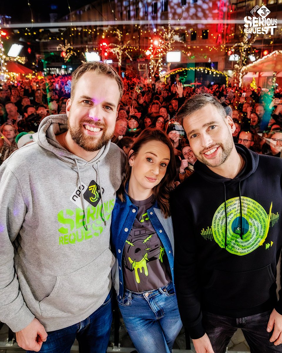 Barend, Sophie en Wijnand zijn opgesloten in het Glazen Huis, de eerste platen zijn gedraaid en cheques met prachtige bedragen zijn overhandigd: 3FM Serious Request 2023 is begonnen. Let’s go dag twee!💚 #3FM #SR23 #GlazenHuis #StichtingALSNederland