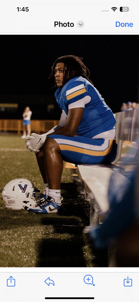 <a href="/brianhuff23/">Brian Huff</a> will be signing with <a href="/MizzouFootball/">Mizzou Football</a>  tomorrow at 2:15 in the cafeteria.