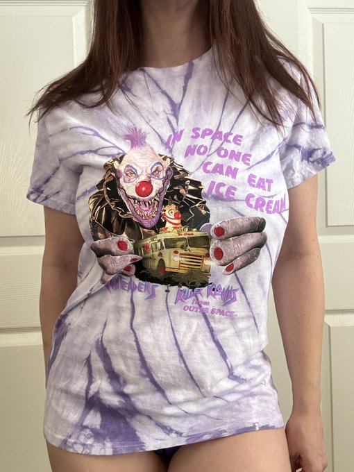 Where are my Killer Klown fans at?!!! 💜🤡 #horrorfan #killerklowns #shirtcollector https://t.co/GCBMV<a href="/tag/horrorfan"class="tags">#horrorfan</a><a href="/tag/killerklowns"class="tags"><span>#killerklowns</span></a><a href="/tag/shirtcollector"class="tags"><span>#shirtcollector</span></a>