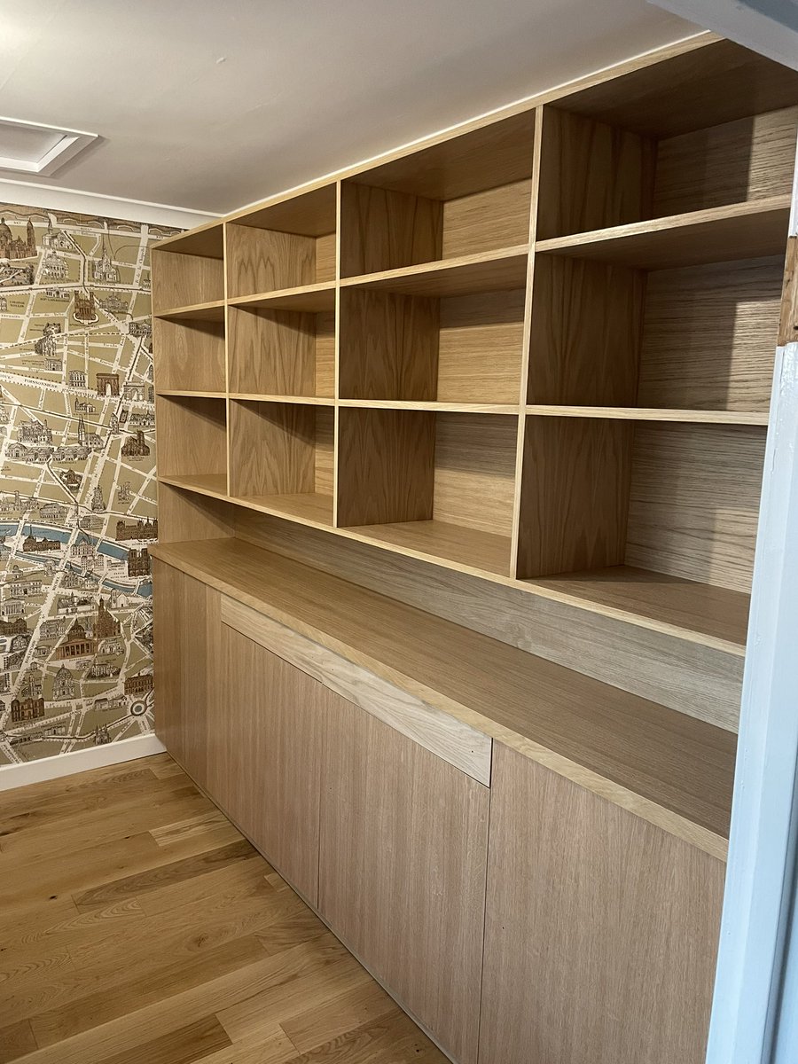 AbacusModels's tweet photo. Oak-veneered storage unit for a private client, a bit different from our usual work! https://t.co/U1N8YQ7UJh
