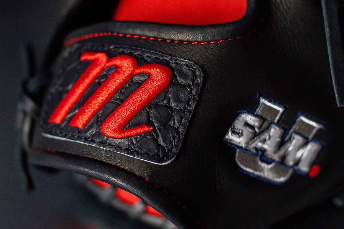 The Bulldogs debut leather is sure to turn heads on the diamond.