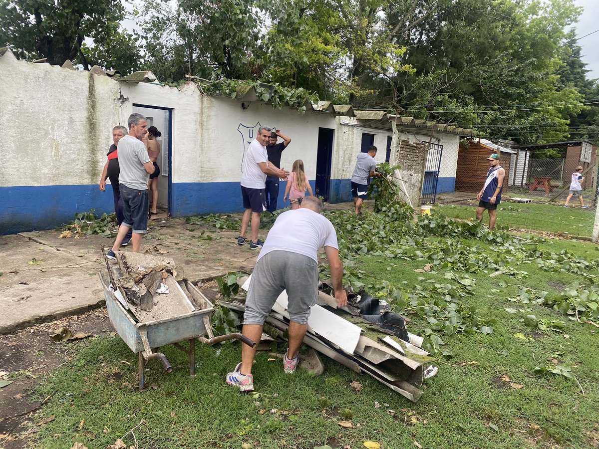 Al club siempre, pero siempre, lo salva su gente 💙🤍