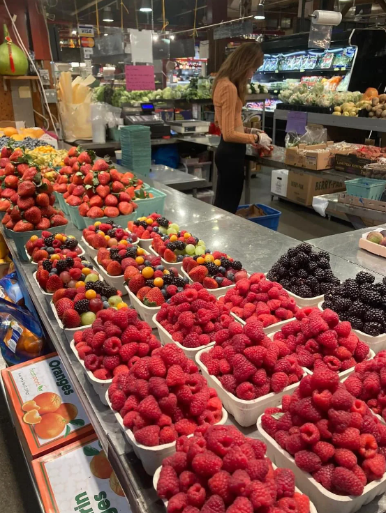 Shopping is the happiest time and I love strawberries!