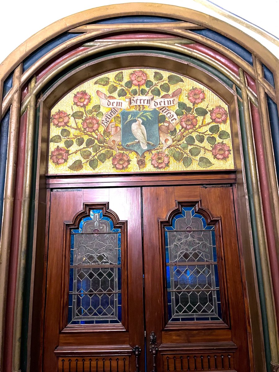 NYwelskop's tweet photo. Heute kommt mein #twittertuerchen 18/24 aus #Pirna.
Die schönste Station unseres SommerWanderUrlaubs 2023. Noahs 🕊️und Elisabeths 🥀 .
Und jetzt gestern dort das #Wahldebakel. Was für ein schmerzliches Trauerspiel. https://t.co/rmvYr8Olut
