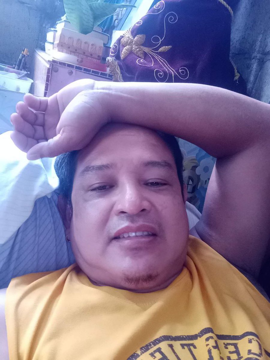 DaddiesMatured's tweet photo. Hiwalay si tatay naghahanap ng makakalive in,pinasilip burat nya saken,napaWow ako ang pinkish.
Nasa TG na mga sis. https://t.co/2Vfa8aCabj