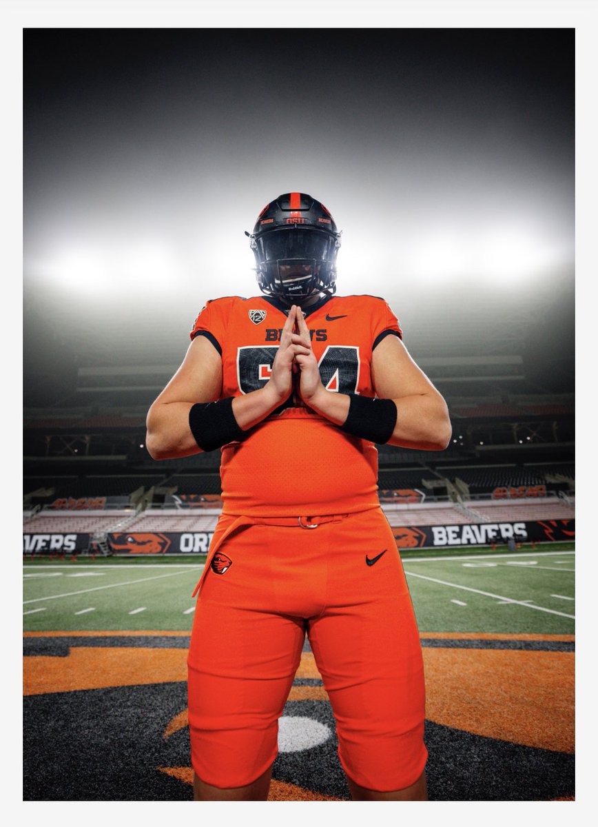 100% COMMITTED! Excited to grow in the beautiful state of Oregon🧡🦫 #gobeavs @BeaverFootball @KyleDeVan68 @Coach_Bray