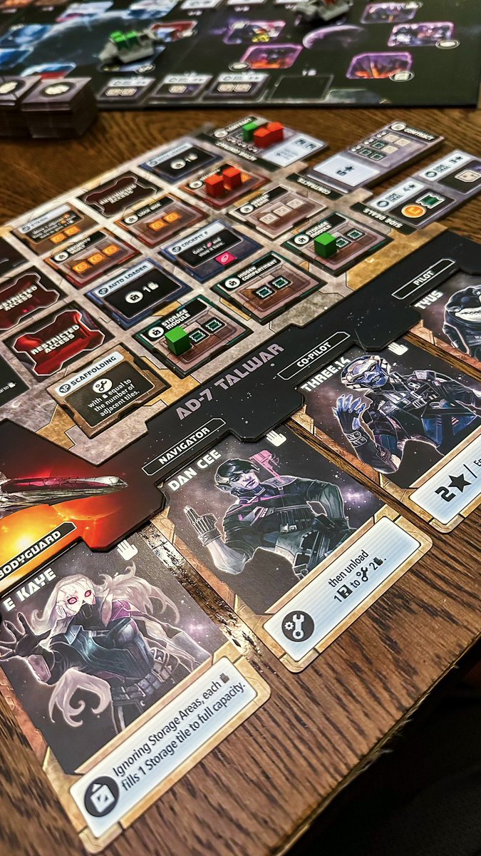 Been waaay too long since playing Scorpius Freighter!! This pick up and deliver game is clever😍