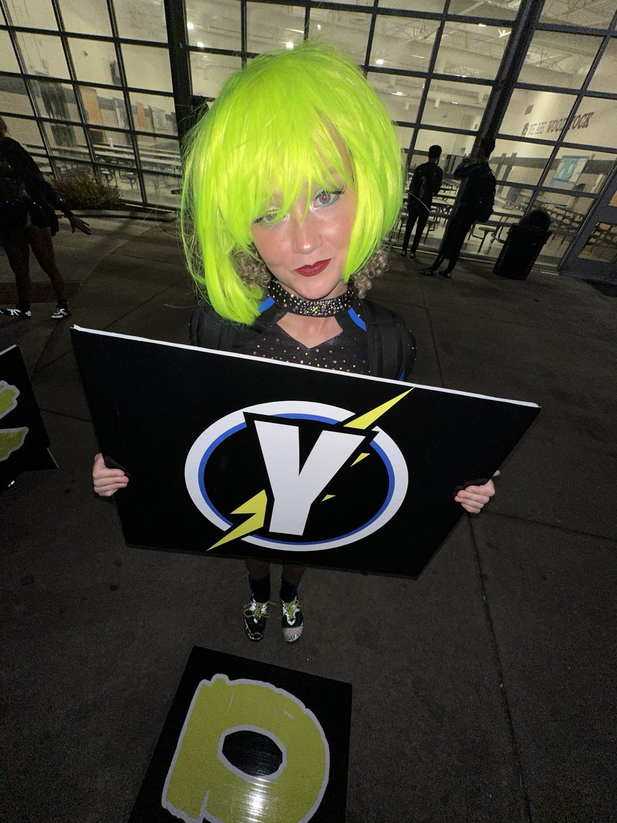 retiredcheerr's tweet photo. https://t.co/7ShrtF3fIX