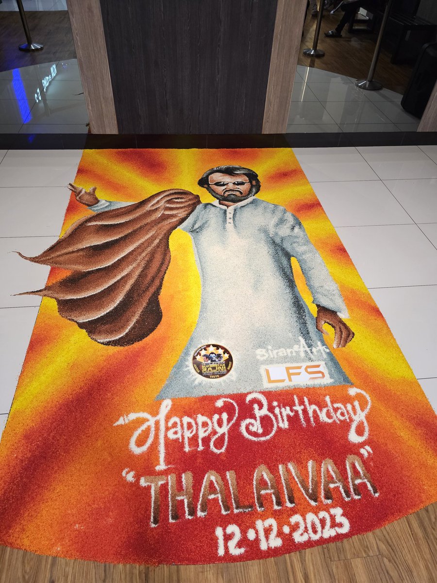 #Thalaivar #SuperstarRajinikanth Birthday Special KOLAM at LFS PJ STATE, Selangor, Malaysia by @LFSCinemasMY @LotusFivestarAV 😍❤️

#Padayappa #SuperstarRajinikanth #HBDSuperstarRajinikanth 💕