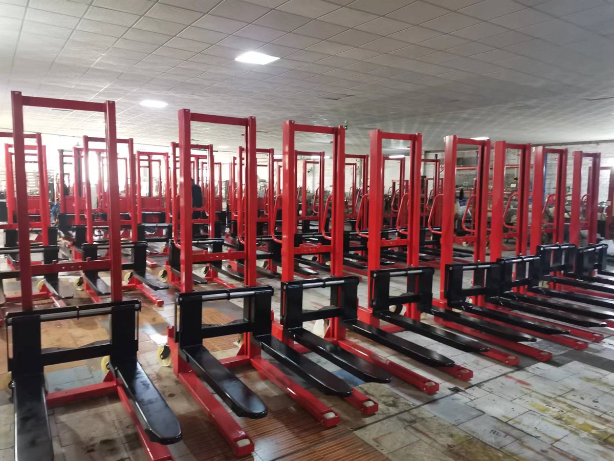 matta_yang's tweet image. Guangdong Niuli Stacker‘s production in our workshop.
Specialized in the #MHE field for over 20 years.
Experience in business with different areas.
High efficient communication and reliable service.
#manualstacker #semielectricstacker #electricstacker #handstacker
#palletstacker