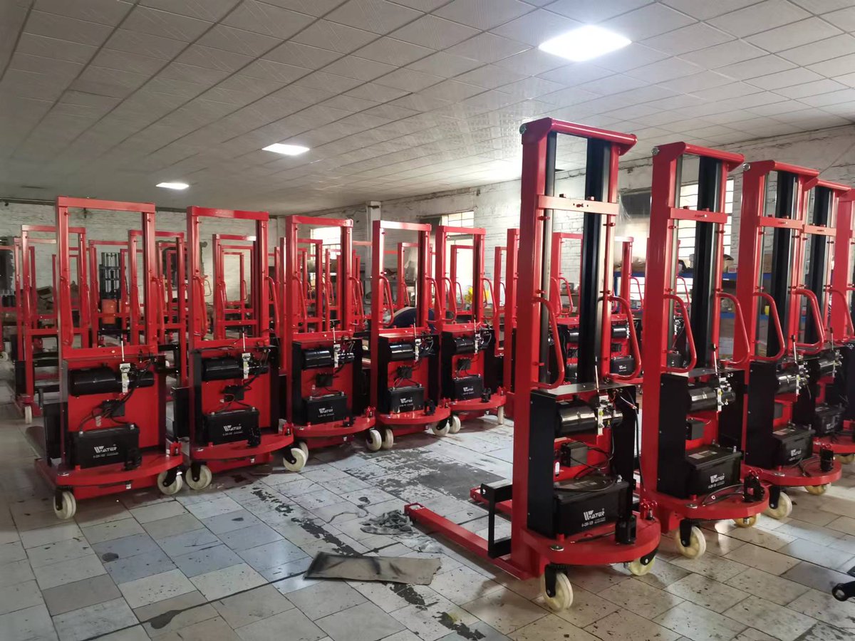 matta_yang's tweet image. Guangdong Niuli Stacker‘s production in our workshop.
Specialized in the #MHE field for over 20 years.
Experience in business with different areas.
High efficient communication and reliable service.
#manualstacker #semielectricstacker #electricstacker #handstacker
#palletstacker