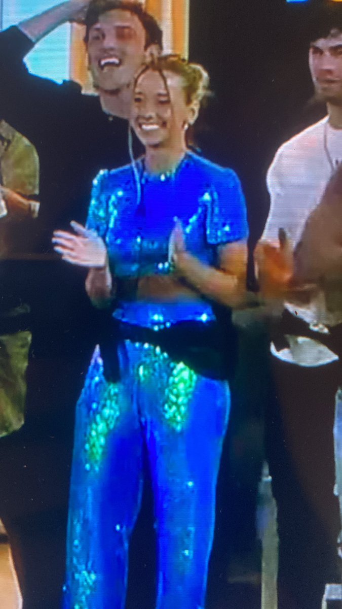 Mario744938's tweet image. La cara que puso Zoe cuando Hernan se fue me representa. 💋#GranHermano