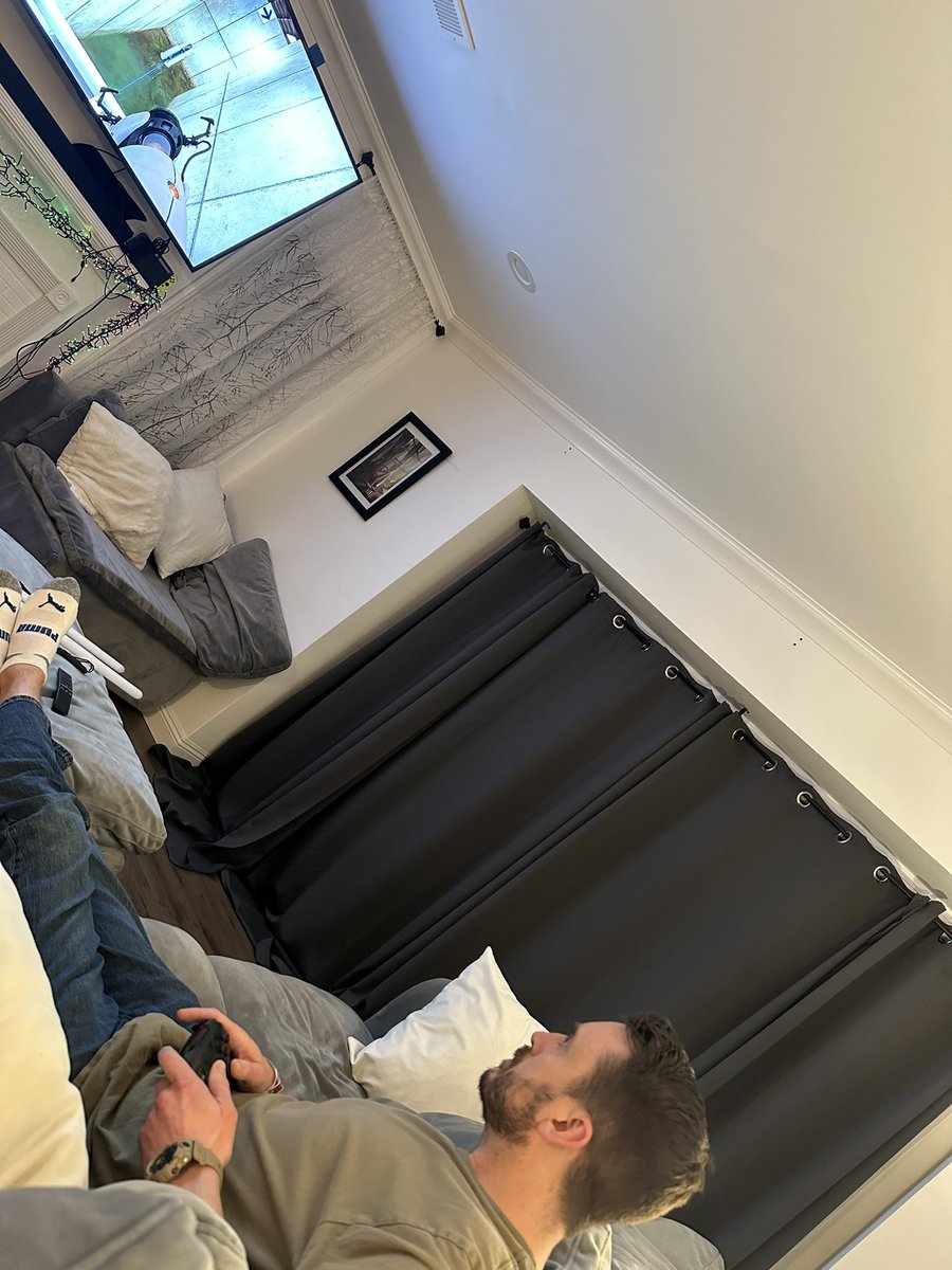 girlhack👾 tweet media