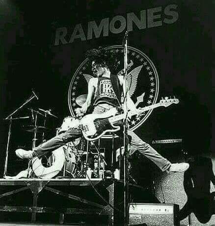 #DeeDeeRamone #Ramones