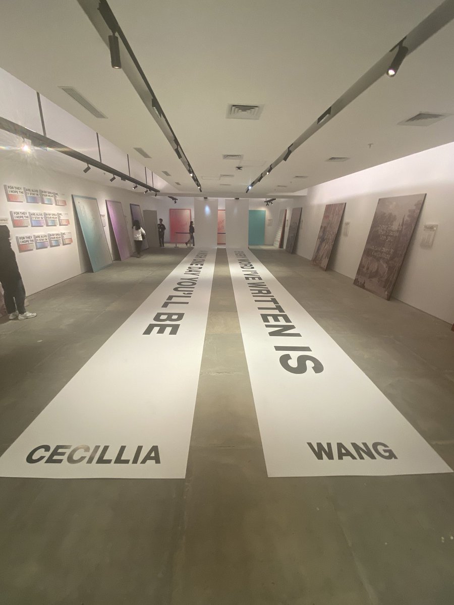 valeriiebiancaa's tweet image. Thank you for the chance to meet you in person @cecilliawanggg 🤍🤍🤍
#MnGCecilliaWang #Celebrating20thBook #FavoriteWriter