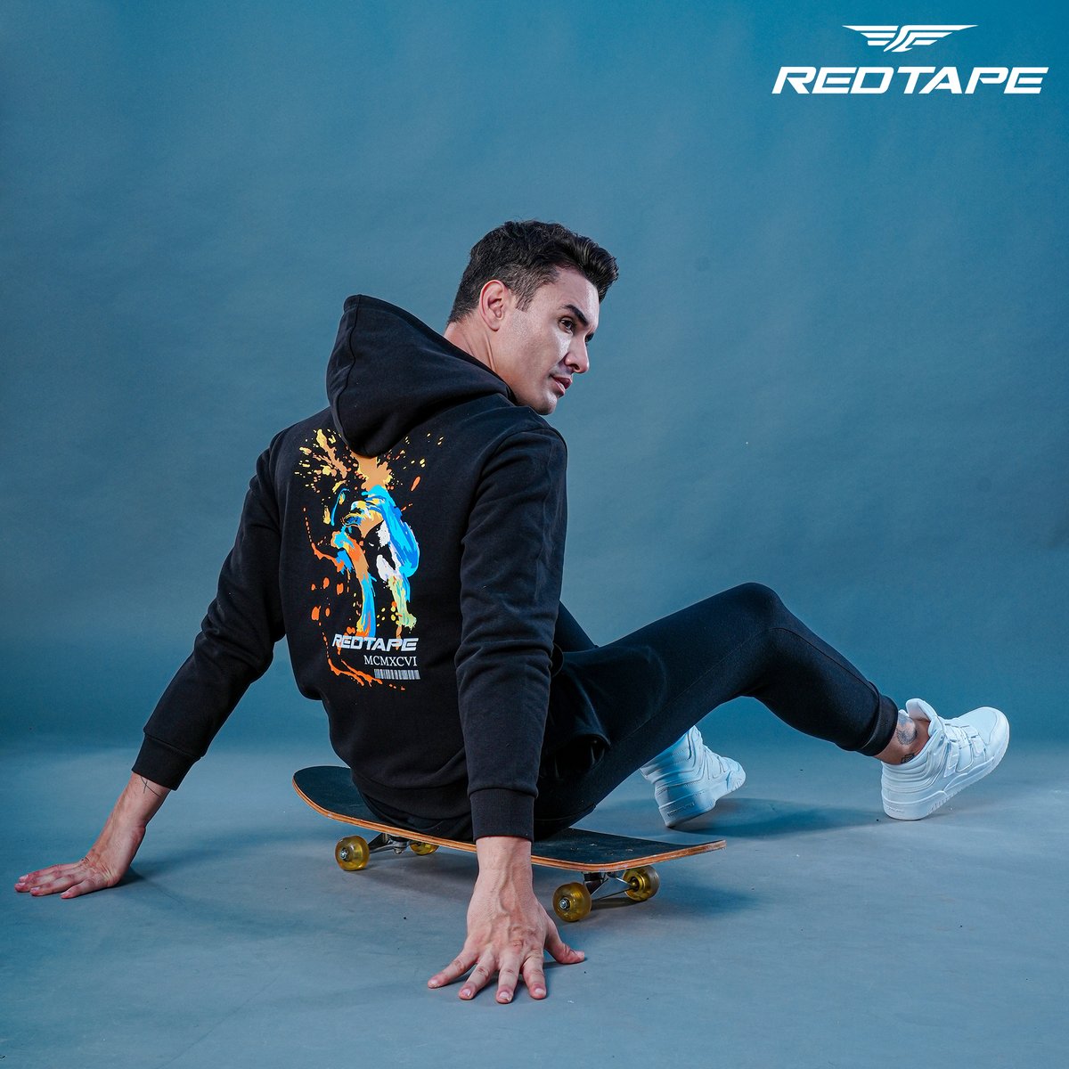 Grab your hoodie, hit the streets and let your skater spirit shine! . . Buy: redtape.com/RSL0085?search… . . #redtapestyle #hoodiehustle #streetwearswag #fashionforward #graphicvibes #boldstatements #casualcool #wearthetalk #styleonpoint #urbanchic #fashiongoals #standoutstyle #ootd