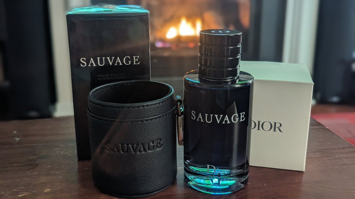 walstylez's tweet image. @SavageWolvesNIL so I was gifted this for Christmas, I guess I really am "Savage"!?? Sounds like I may be a #SauvageLoups" ?? I bet @wolfpacktom wears this!! 😂
#LFG #Pack24 🐺🐺🐺
@Dior do I smell a NIL deal!?!?!