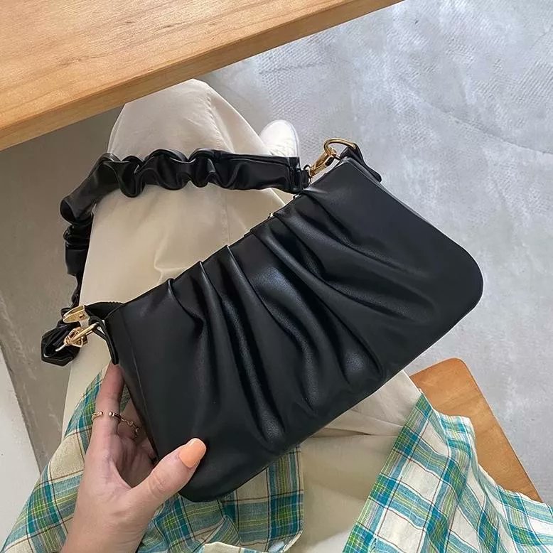 lrchoices's tweet image. Tas selempang mini messenger bag!! 
klik link dibawah ini ⬇
shope.ee/9UbhdCUIpv?sha…
Happy Shopping! 🛍️🛒
#racunshopee #tas #tasselempang